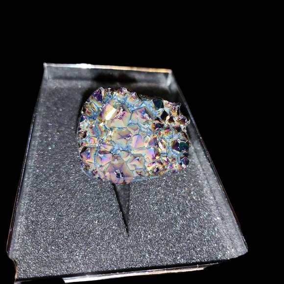 Wine Stopper Titanium Quartz Stone - Picture 3 of 4